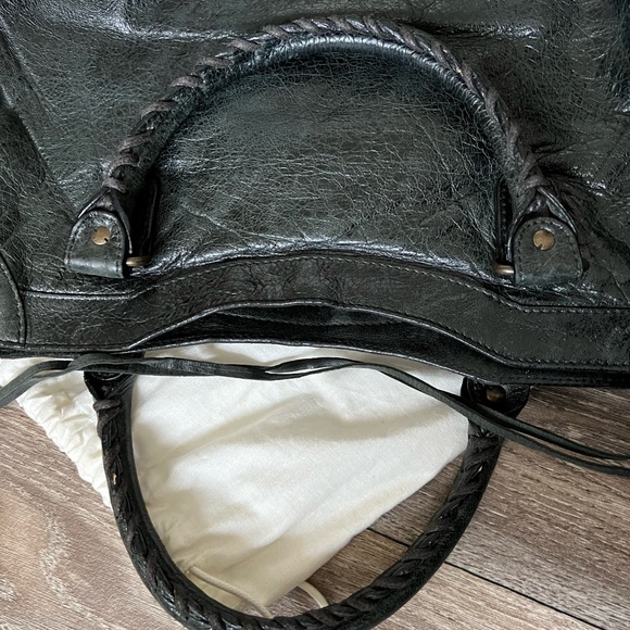 Additional Photos Video Balenciaga City Bag - Picture 9 of 17